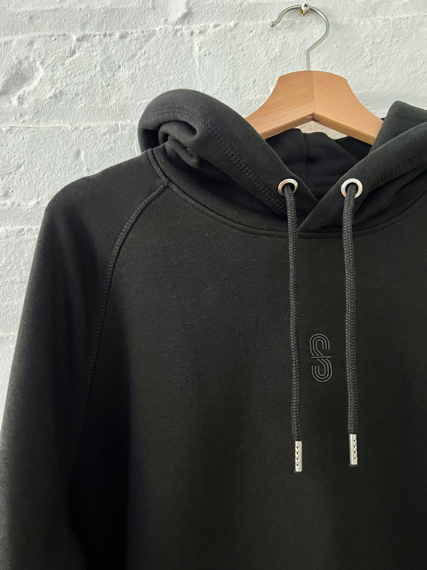 Mr_Shaw_Strutt_Hoodie_Blk